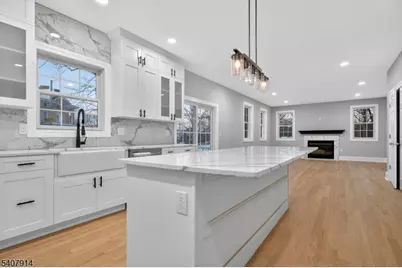 105 Woodfern Rd, Branchburg Township, NJ 08853 - Photo 16