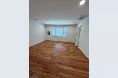 1058 E 25th St, Paterson, NJ 07513 - Photo 2