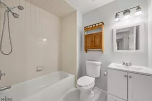 351 Ventnor Ct, Piscataway Township, NJ 08854 - Photo 20