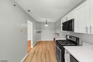 351 Ventnor Ct, Piscataway Township, NJ 08854 - Photo 8