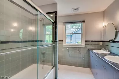 4 Edgewood Rd, Edison, NJ 08820 - Photo 36