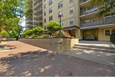 6600 Kennedy Blvd E Apt #23J, West New York, NJ 07093 - Photo 34