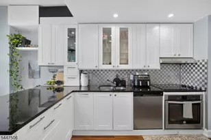 6600 Kennedy Blvd E Apt, West New York, NJ 07093 - Photo 4