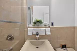 6600 Kennedy Blvd E Apt, West New York, NJ 07093 - Photo 18