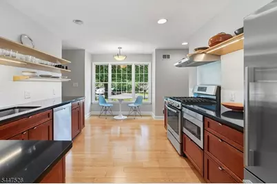47 Hedge Row Rd, Plainsboro Township, NJ 08540 - Photo 12