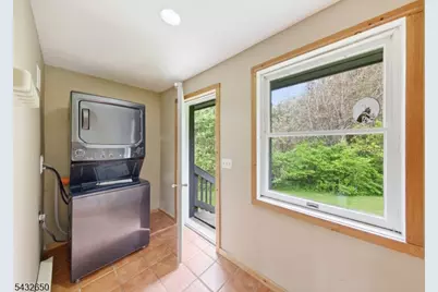 3 Lew May Dr, Andover Township, NJ 07860 - Photo 18