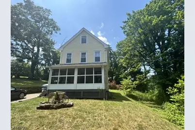 9 Central St, Lebanon, NJ 08833 - Photo 1
