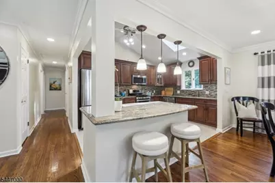 63 Whitney Dr, Berkeley Heights Township, NJ 07922 - Photo 10