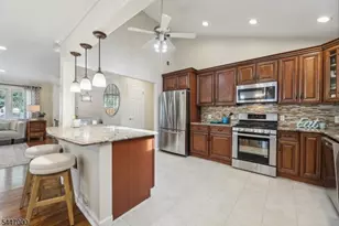 63 Whitney Dr, Berkeley Heights Township, NJ 07922 - Photo 8