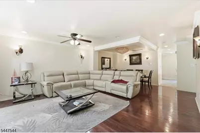 240 William Livingston Ct, Princeton Twp., NJ 08540 - Photo 4