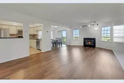 15 Crystal Lane #307, Paterson, NJ 07501 - Photo 6