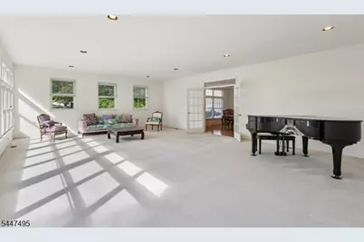 8 Pring Ct, West Orange Township, NJ 07052 - Photo 16