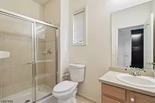 8 Pring Ct, West Orange Township, NJ 07052 - Photo 20