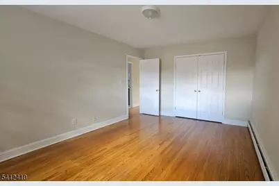 201 Vail St #4b, Hackettstown, NJ 07840 - Photo 8