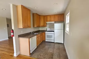 201 Vail St, Hackettstown, NJ 07840 - Photo 2