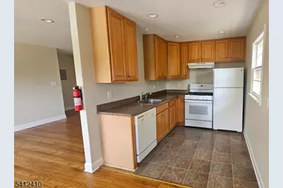 201 Vail St #4b, Hackettstown, NJ 07840 - Photo 1