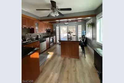 5 Wagonwheel Rd, Vernon, NJ 07422 - Photo 2