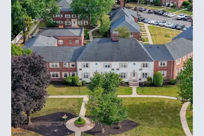 46 F Parkway Village, Cranford Township, NJ 07016 - Photo 20
