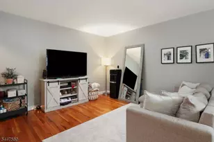 46 F Parkway Village, Cranford Township, NJ 07016 - Photo 6