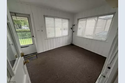 11 Canterbury Ave, North Arlington, NJ 07031 - Photo 8