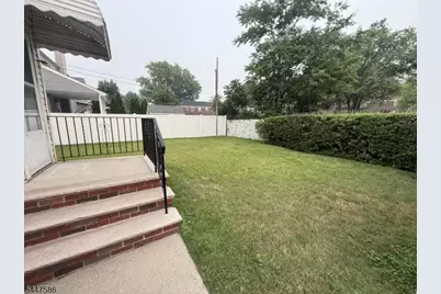 11 Canterbury Ave, North Arlington, NJ 07031 - Photo 10