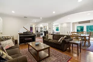 203 W Lake Shore Dr, Rockaway Township, NJ 07866 - Photo 4