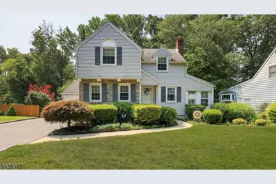 11 Munsee Dr, Cranford Township, NJ 07016 - Photo 1