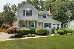 11 Munsee Dr, Cranford Township, NJ 07016 - Photo 1