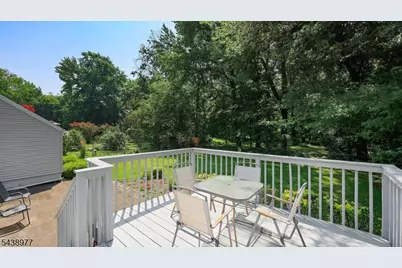 11 Munsee Dr, Cranford Township, NJ 07016 - Photo 30