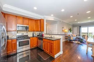 15-19 Tichenor Ln, Newark, NJ 07114 - Photo 8
