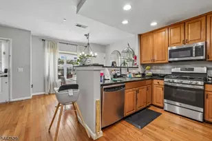 358 Rector, Perth Amboy, NJ 08861 - Photo 4