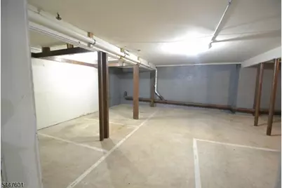 121 Grove St #3, Clifton, NJ 07013 - Photo 8