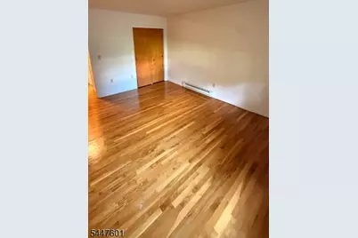 121 Grove St #3, Clifton, NJ 07013 - Photo 6