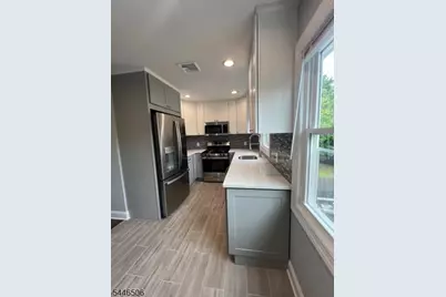 20 Van Dyke Pl #2, Summit, NJ 07901 - Photo 6