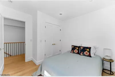 113.5 Oak St #1, Jersey City, NJ 07304 - Photo 8