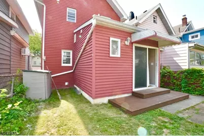 425 Davis Ave, Kearny, NJ 07032 - Photo 20