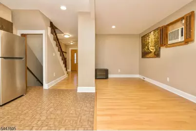 425 Davis Ave, Kearny, NJ 07032 - Photo 4