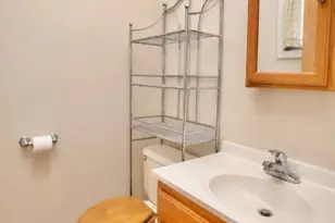 425 Davis Ave, Kearny, NJ 07032 - Photo 14