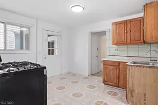 495 Totowa Ave, Paterson, NJ 07522 - Photo 8