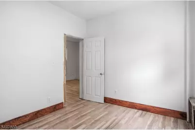 495 Totowa Ave, Paterson, NJ 07522 - Photo 22
