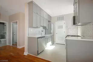 54-60 McWhorter St, Newark, NJ 07105 - Photo 6