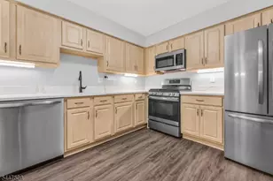 154 Leeds Ct, Madison, NJ 07940 - Photo 10
