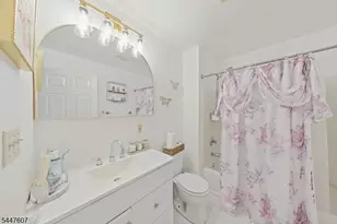 337 18th Ave, Newark, NJ 07108 - Photo 32