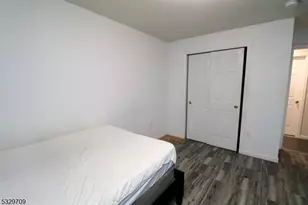 580 3rd St, Newark, NJ 07107 - Photo 16