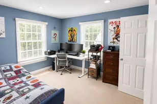 28 Camlet Ct, Roseland, NJ 07068 - Photo 10