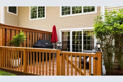 28 Camlet Ct, Roseland, NJ 07068 - Photo 14