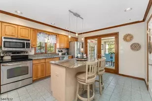 36 MacKenzie Rd, Hampton Boro, NJ 08827 - Photo 12