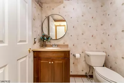 36 Mackenzie Rd, Hampton Boro, NJ 08827 - Photo 26