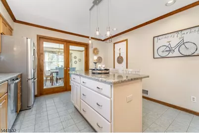 36 Mackenzie Rd, Hampton Boro, NJ 08827 - Photo 14