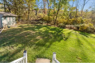 36 Mackenzie Rd, Hampton Boro, NJ 08827 - Photo 8